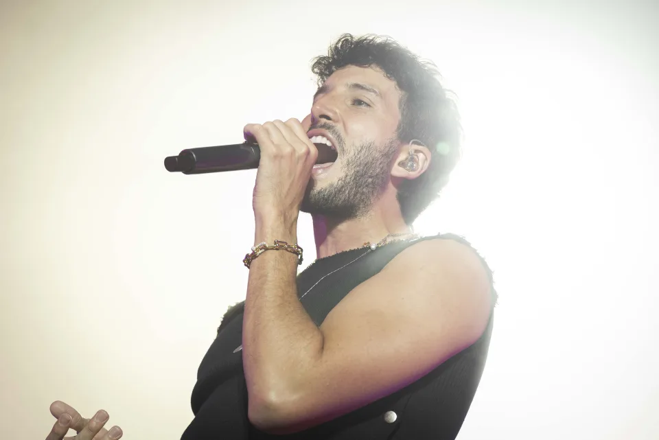 Fotografía de Sebastián Yatra en concierto